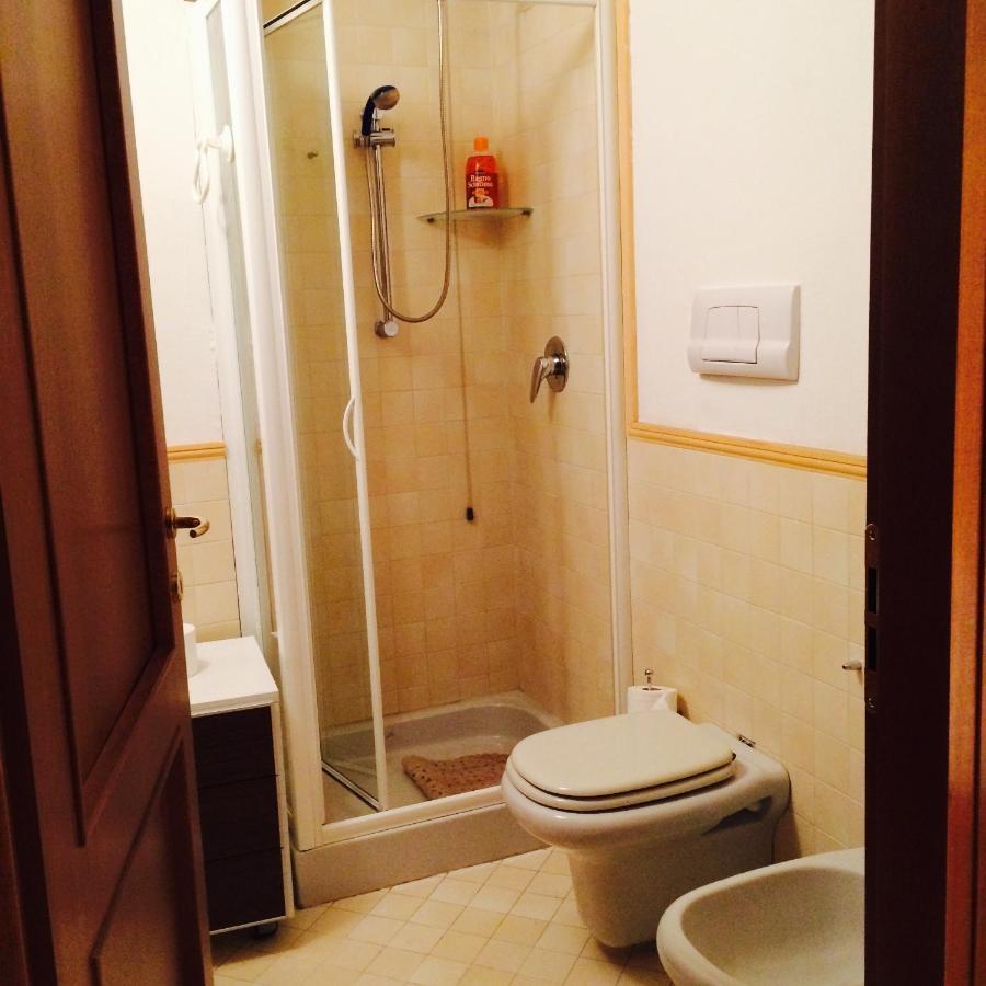 Apartamento Ampio monolocale Brescia Exterior foto