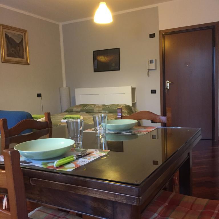 Apartamento Ampio monolocale Brescia Exterior foto